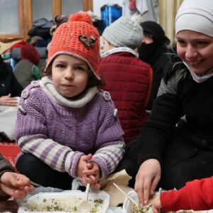 WFP is providing meals to families in Aleppo affected by the recent earthquake in Syria.