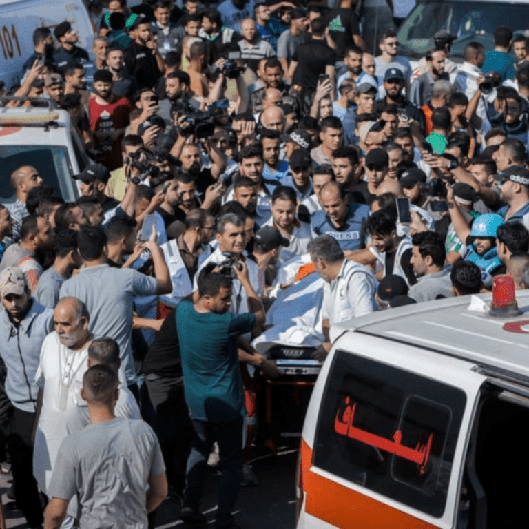 Al-Shifa Hospital in Gaza. WHO warns that hospitals in the Gaza Strip are at a breaking point.