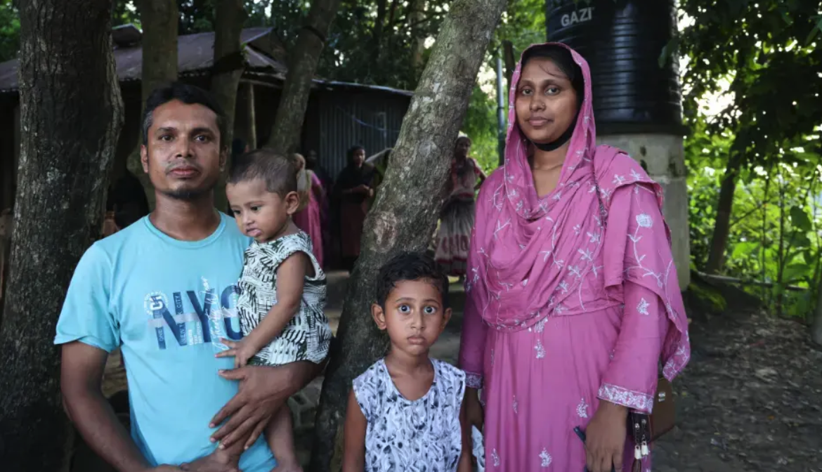 When the Water Rises: How Women Are  Adapting to a Changing Climate in  Northeastern Bangladesh