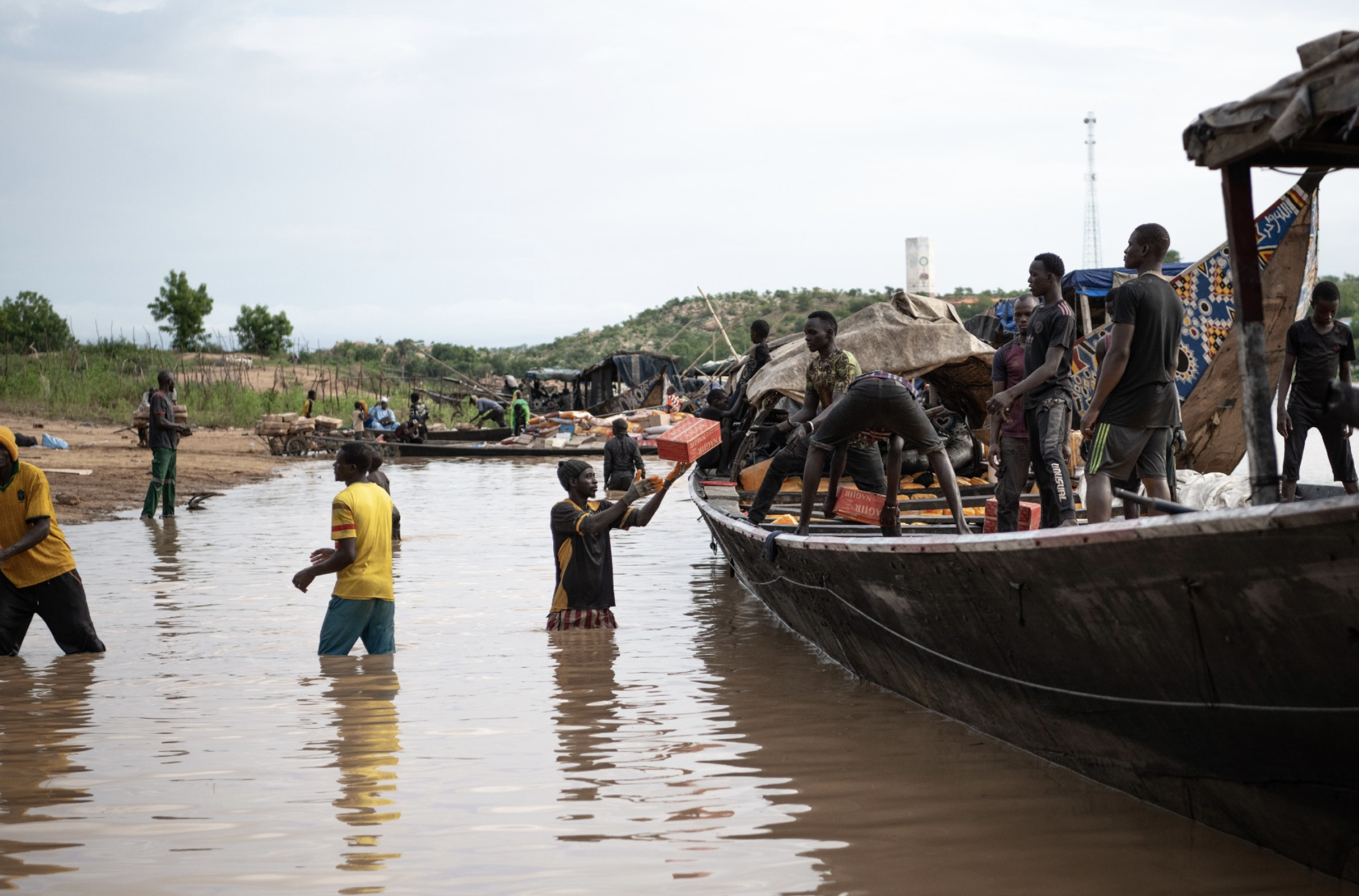 Families Across Mauritania Attempt to Rebuild Their Lives Between Flood and Drought